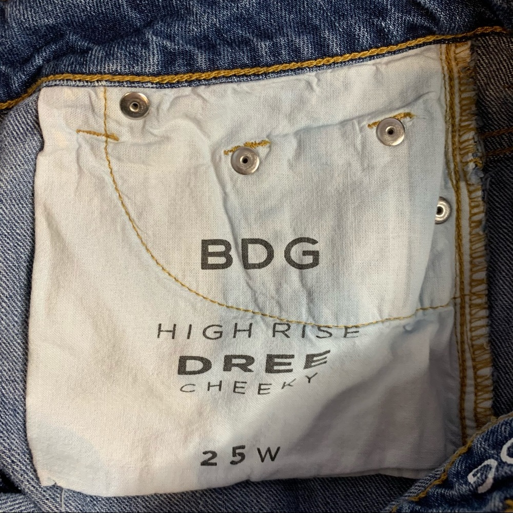 BDG High Rise Dree Cheeky Cutoff Shorts Size 25 - Picture 5 of 11
